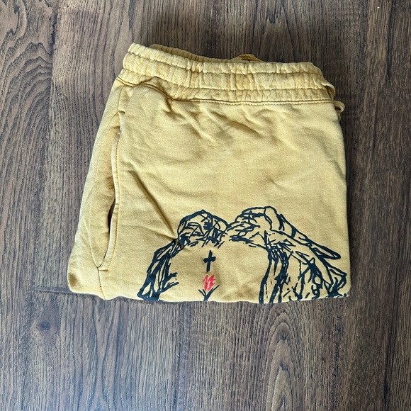 New Revenge x Trippie Redd Bart Short Yellow - XLarge - Picture 3 of 8